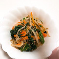 おちゆ☆'s cooksnap of when they made 豆もやしとにんじんとほうれん草のごま和え.