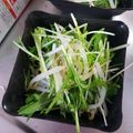クックLJ2W4Q☆'s cooksnap of when they made 簡単！水菜ともやしのシャキシャキサラダ.