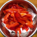 kirarikira's cooksnap of when they made 楽ワザ◎ピーマンの種を散らかさない切り方.