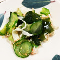 yoyoよーよー's cooksnap of when they made きゅうりとワカメのごま酢和え.