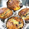 こちたな's cooksnap of when they made ブルーベリーとクリームチーズのマフィン.