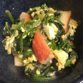 んりおか's cooksnap of when they made ほうれん草とカニカマ・卵の炒め物.