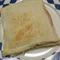 むぴょこぴょこん's cooksnap of when they made アルミホイルでホットサンド♪.