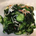クック5I4A13☆'s cooksnap of when they made 我が家の酢の物＊定番キュウリとワカメ.