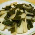 ちっはりん's cooksnap of when they made 大根とわかめの蒸し焼き～バタポン味～.