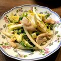 ばたみそーぱん☆'s cooksnap of when they made おつまみ＊鶏皮とセロリのピリ辛ラー油和え.