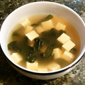 White_Bear's cooksnap of when they made 豆腐とわかめの簡単スープ.