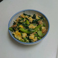 ひなひーな's cooksnap of when they made 超簡単！小松菜としめじのツナ卵炒め.
