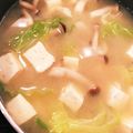 クックLTLQ61☆'s cooksnap of when they made 白菜 人参 キャベツ えのき 味噌汁.