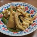 スーパーモンブラン's cooksnap of when they made 舞茸とピーマンのカレー炒め♬.