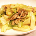 ☆ゆみよ☆'s cooksnap of when they made 簡単♪キャベツ&卵のオイスターマヨ炒め.