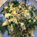 田舎暮らしのおばさん's cooksnap of when they made 簡単♪中華屋さん風ツナ入りニラ玉炒め.