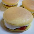 ぴかぴか☆'s cooksnap of when they made ホットケーキミックスで簡単♪いちご生どら.