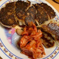 かたさん☆彡's cooksnap of when they made ハマる美味しさ〜☆シソとキムチの焼き餃子.