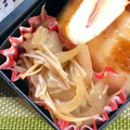 はらぺこしろうさぎ's cooksnap of when they made えのき茸とたまねぎのオイスターソース炒め.