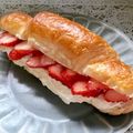 はらぺこしろうさぎ's cooksnap of when they made おやつやお弁当に♫いちご生クリームサンド.