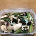 ちょみ☆☆'s cooksnap of when they made するめいかと小松菜のガリバタポン酢炒め.