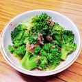 ☆魔矢☆'s cooksnap of when they made 大量消費に！ブロッコリーのおかか和え♪.