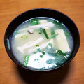 クックY08S17☆'s cooksnap of when they made エリンギと油揚げの味噌汁.