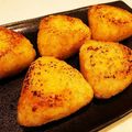 イツ☆リノ's cooksnap of when they made フライパンで簡単バター醤油の焼きおにぎり.
