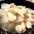 たこちゃんの奥さん's cooksnap of when they made 簡単〜♪鶏むね肉と大根の煮物.