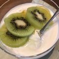 わたるんママ's cooksnap of when they made ヨーグルトの蜂蜜キウイかけ.