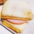 にょっきちゃん's cooksnap of when they made 我が家特製ホットサンド♪.