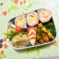 komutatata's cooksnap of when they made しゃけマヨの簡単巻き寿司.