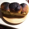 ロイヤルミルク♪'s cooksnap of when they made パウンド型で焼く 簡単 抹茶山型パン.