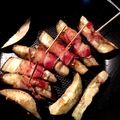 ame-ikuru's cooksnap of when they made ちょっと皮った茄子のベーコン巻き⁉.
