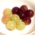 なむい's cooksnap of when they made ズボラな私の簡単な葡萄の皮むき.