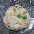 ジョングレ's cooksnap of when they made 天かす おにぎり (鮭).