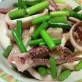 見習いみーこ's cooksnap of when they made するめいかとにんにくの芽の中華炒め.