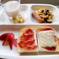 kmbvf's cooksnap of when they made いちごバタフライ の 作り方　飾り切り.