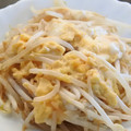スタイリッシュママ's cooksnap of when they made もやしと卵のバターオイスター炒め.