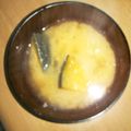 akitaobako's cooksnap of when they made 落とし卵入り♪美味！カボチャのお味噌汁.