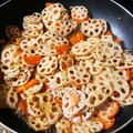 ミートルズ's cooksnap of when they made 定番おかず♡きんぴられんこん♡.