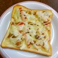 よよっち♪'s cooksnap of when they made きんぴらリメイクチーズトースト.