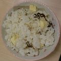 にゃにゃ7にゃ's cooksnap of when they made 残りご飯と6Pチーズ具財の簡単おにぎり.