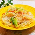 旦那は皿洗い's cooksnap of when they made ダシダでしっかり味☆野菜春雨炒め.
