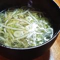 あたりめっこ's cooksnap of when they made レンチンで☆もやしとネギの中華風スープ.