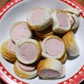 ひぃちゃ子☆'s cooksnap of when they made Oお弁当（魚肉ソーセージの竹輪巻き焼き）.