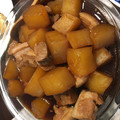 気まぐれ※母さん's cooksnap of when they made 蒟蒻と大根の甘辛い煮豚.