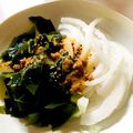 azbjbn's cooksnap of when they made 新玉ねぎと生わかめの酢味噌サラダ.