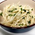 こにゃつ's cooksnap of when they made わさびポン酢で頂く♡和えるだけ大根サラダ.