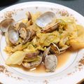 うどん屋３年目's cooksnap of when they made 春キャベツとあさりの「きわみ」蒸し.