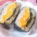 hanemakoo's cooksnap of when they made 炒り卵とほうれん草バター醤油◆おにぎらず.