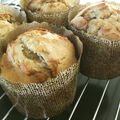うめぽちょ's cooksnap of when they made 完熟バナナとドライクランベリーのマフィン.