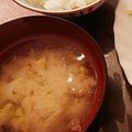 eiyoushi's cooksnap of when they made 春キャベツと新玉ねぎのみそ汁.