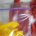 suzuna＊'s cooksnap of when they made これ便利！パプリカは冷凍保存！.